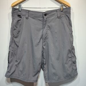 Wrangler Gray Cargo Shorts‎ Men’s Size 36 Nylon Spandex Stretch